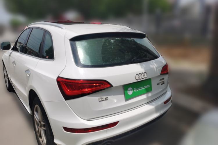 Used Audi Q5 2017 Plus 40 TFSI Ambition Model Rear Left 45 Deg