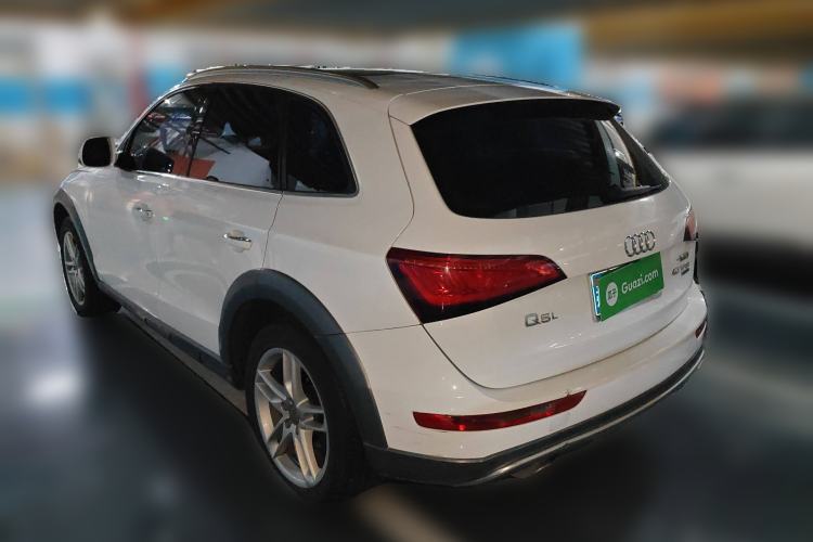 Used Audi Q5 2017 Plus 40 TFSI Technology Model Rear Left 45 Deg