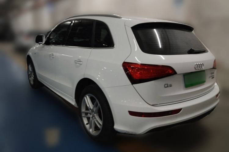 Used Audi Q5 2017 Plus 40 TFSI Ambition Model Rear Left 45 Deg