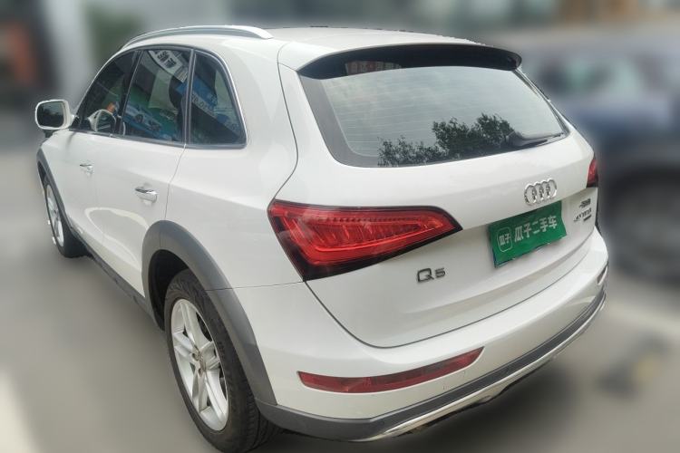 Used Audi Q5 2017 Plus 40 TFSI Technology Model Rear Left 45 Deg
