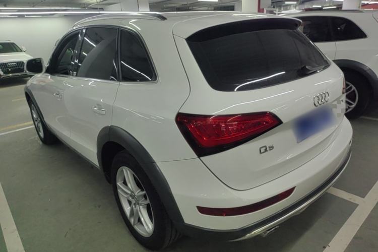 Used Audi Q5 2017 Plus 40 TFSI Technology Model Rear Left 45 Deg