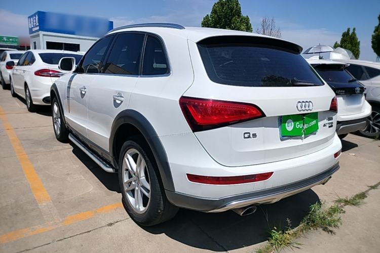 Used Audi Q5 2017 Plus 40 TFSI Technology Model Rear Left 45 Deg
