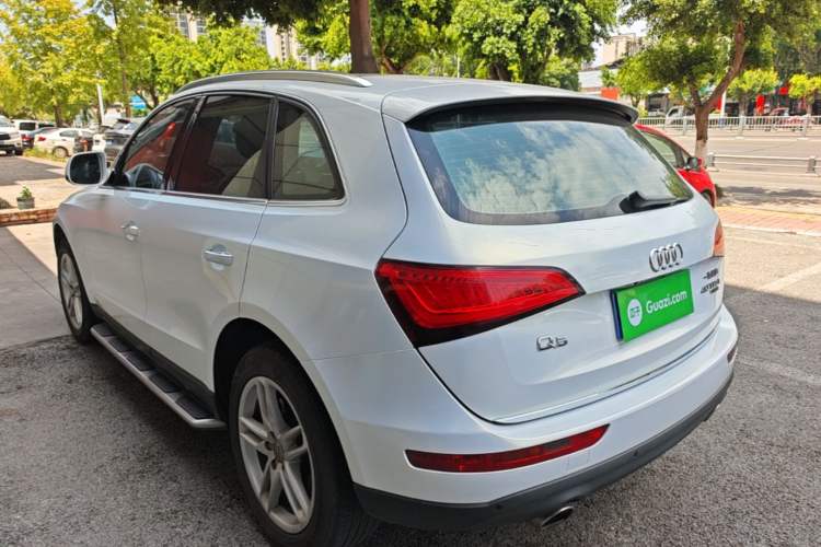 Used Audi Q5 2017 40 TFSI Technology Edition Rear Left 45 Deg