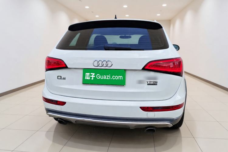 Used Audi Q5 2017 Plus 40 TFSI Technology Model Rear