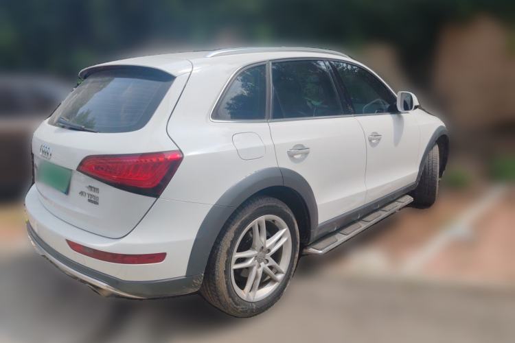 Used Audi Q5 2017 Plus 40 TFSI Technology Model Rear Right 45 Deg