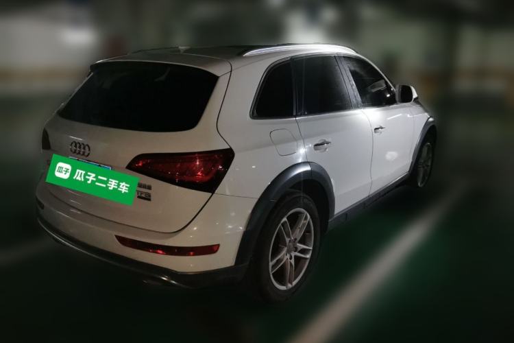 Used Audi Q5 2017 Plus 40 TFSI Technology Model Rear Right 45 Deg