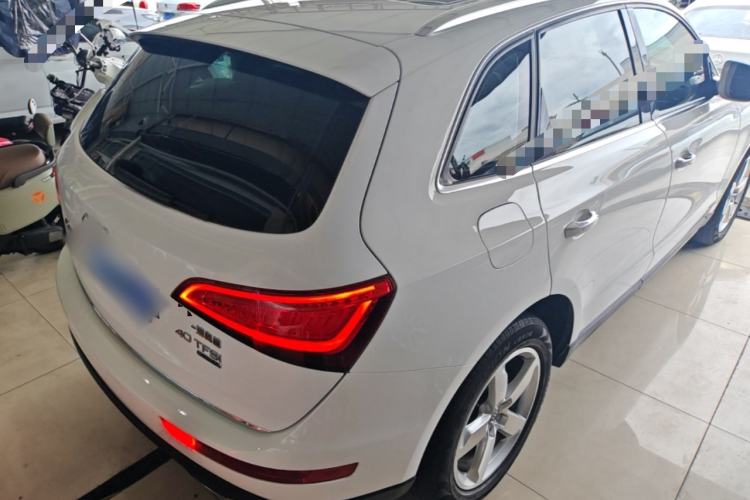 Used Audi Q5 2017 40 TFSI Ambition Edition Rear Right 45 Deg