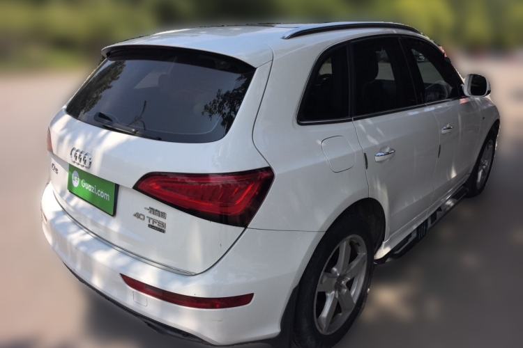 Used Audi Q5 2017 Plus 40 TFSI Ambition Model Rear Right 45 Deg