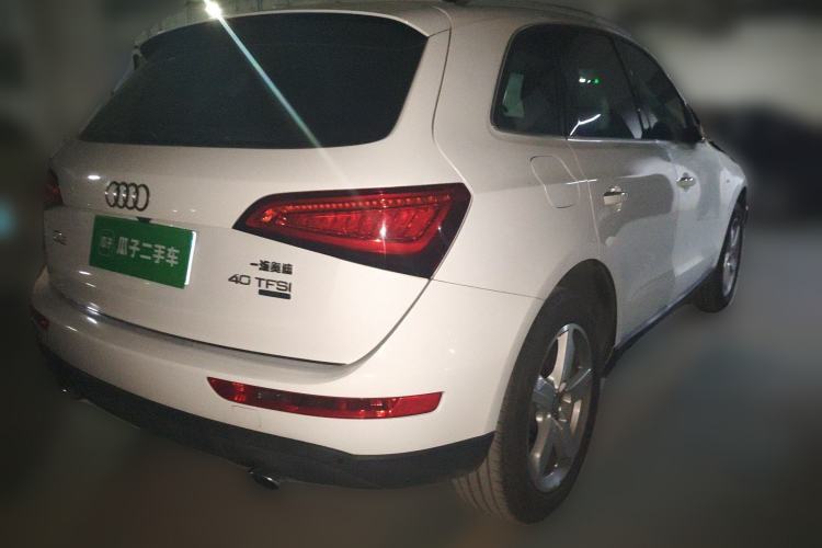 Used Audi Q5 2017 Plus 40 TFSI Ambition Model Rear Right 45 Deg