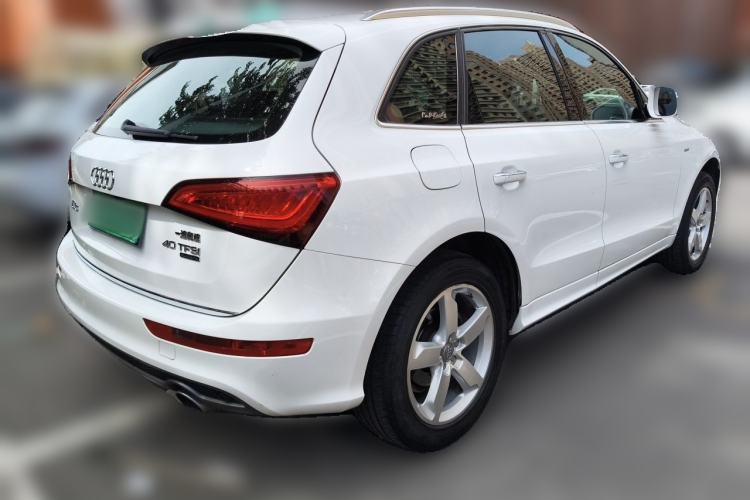 Used Audi Q5 2017 Plus 40 TFSI Ambition Model Rear Right 45 Deg