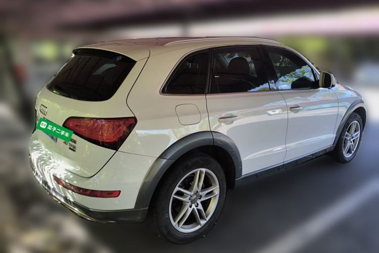Used Audi Q5 2017 Plus 40 TFSI Technology Model Rear Right 45 Deg