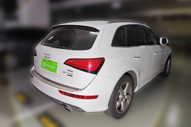 Used Audi Q5 2017 Plus 40 TFSI Ambition Model Rear Right 45 Deg