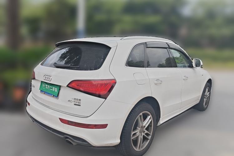 Used Audi Q5 2017 40 TFSI Technology Edition Rear Right 45 Deg