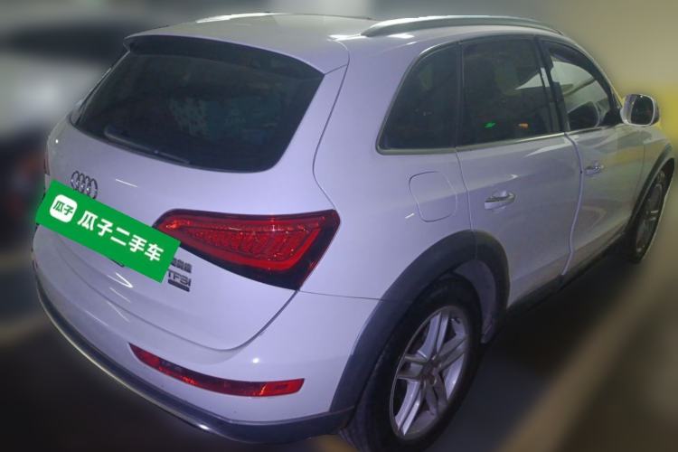 Used Audi Q5 2017 Plus 40 TFSI Technology Model Rear Right 45 Deg