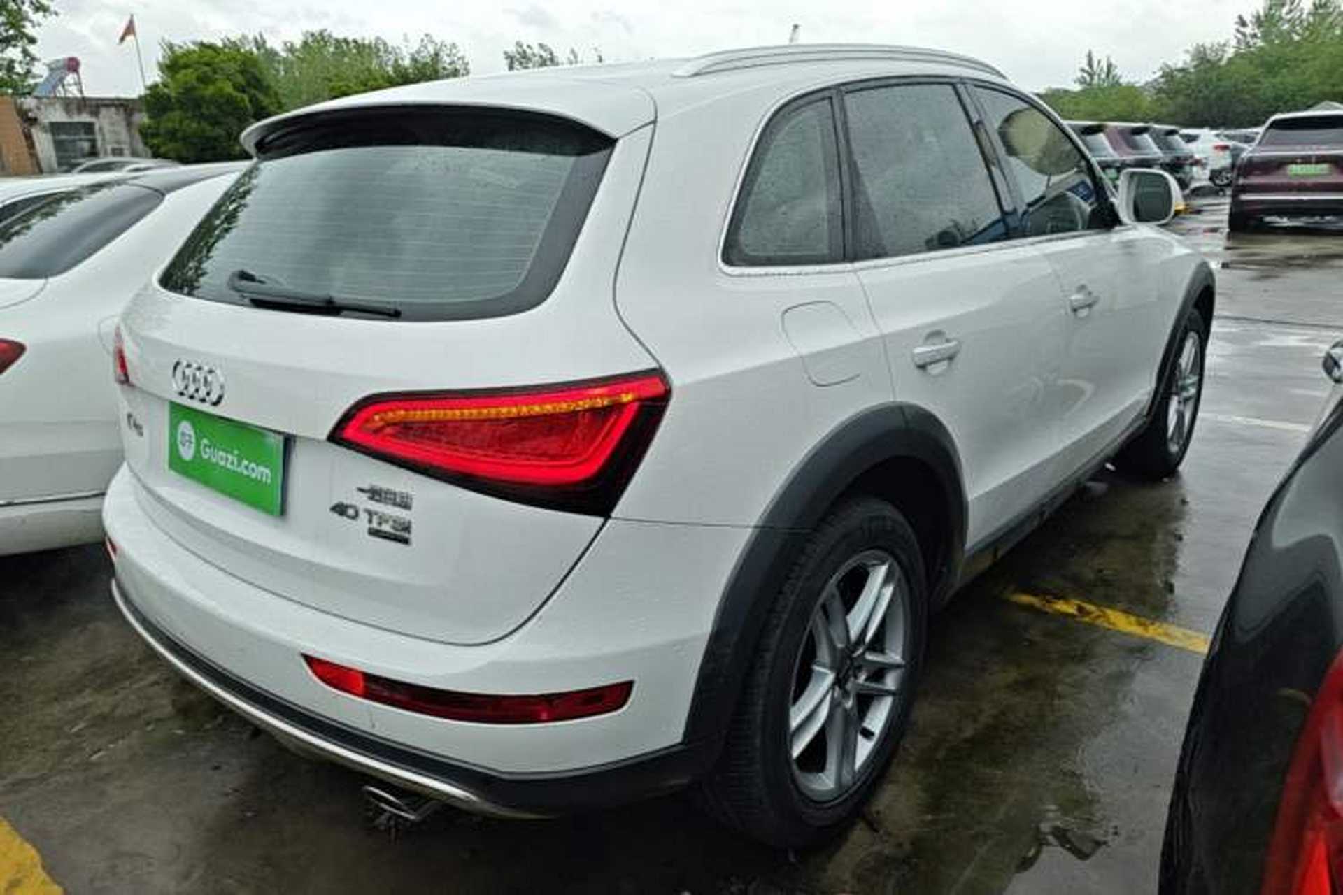 Used Audi Q5 2017 Plus 40 TFSI Technology Model Rear Right 45 Deg