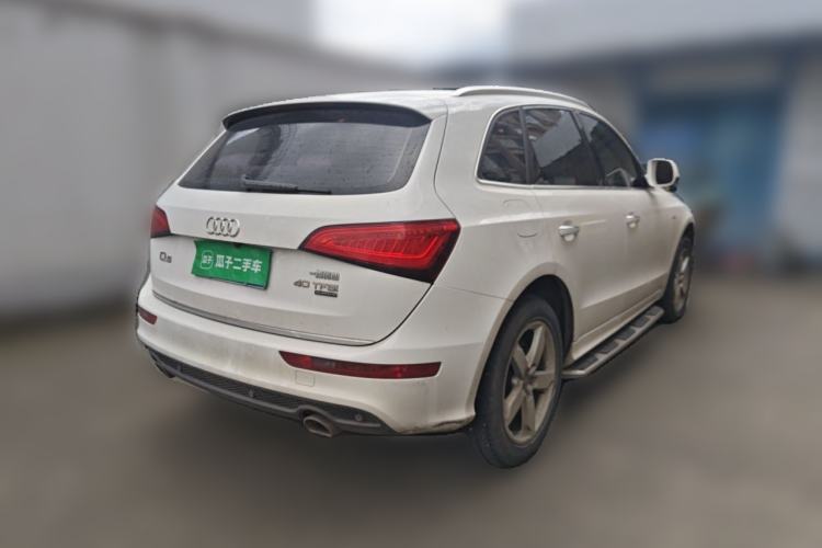 Used Audi Q5 2017 Plus 40 TFSI Ambition Model Rear Right 45 Deg