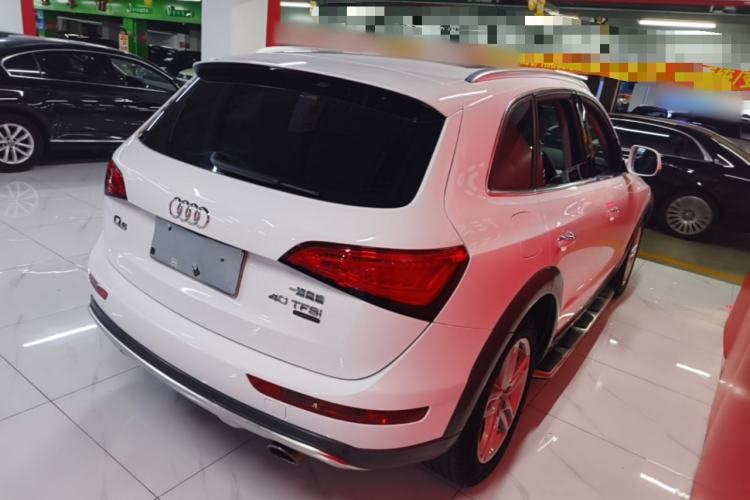 Used Audi Q5 2017 Plus 40 TFSI Technology Model Rear Right 45 Deg