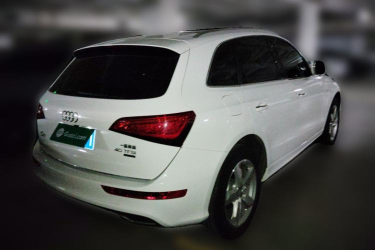 Used Audi Q5 2017 Plus 40 TFSI Ambition Model Rear Right 45 Deg