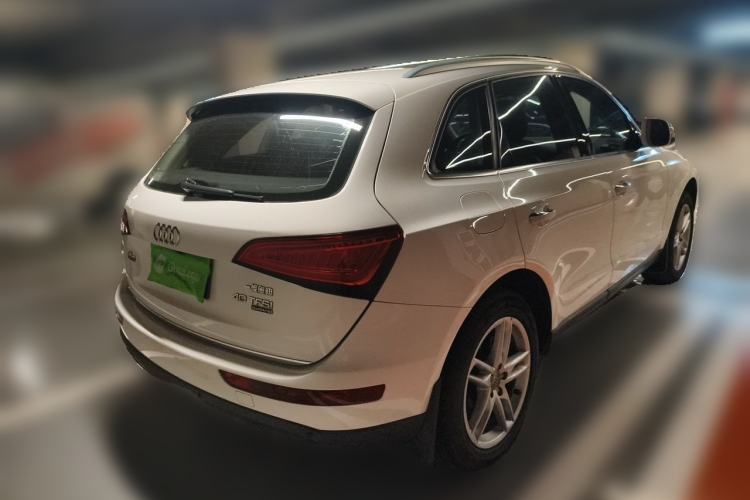 Used Audi Q5 2017 40 TFSI Technology Edition Rear Right 45 Deg