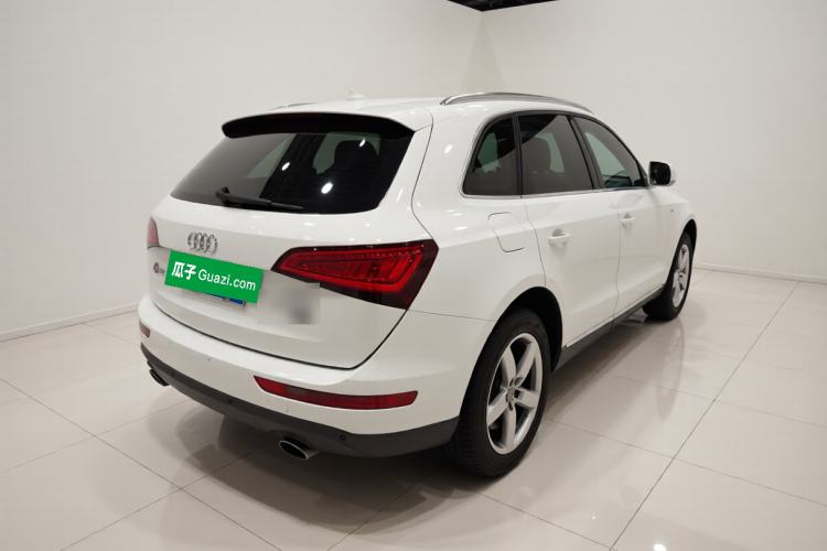 Used Audi Q5 2017 40 TFSI Ambition Edition Rear Right 45 Deg