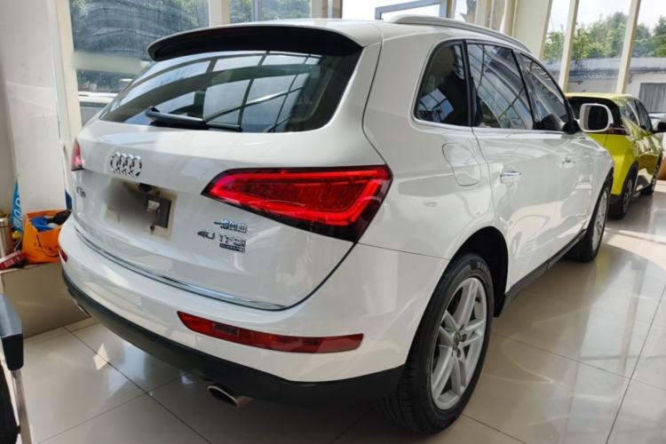 Used Audi Q5 2017 40 TFSI Technology Edition Rear Right 45 Deg