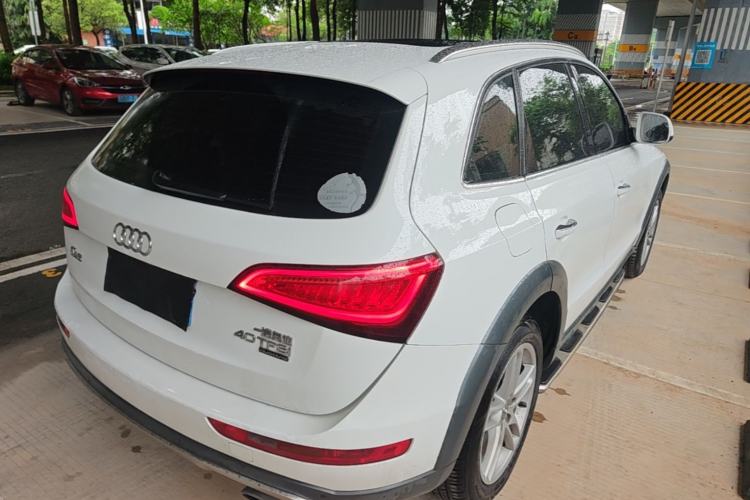 Used Audi Q5 2017 Plus 40 TFSI Technology Model Rear Right 45 Deg