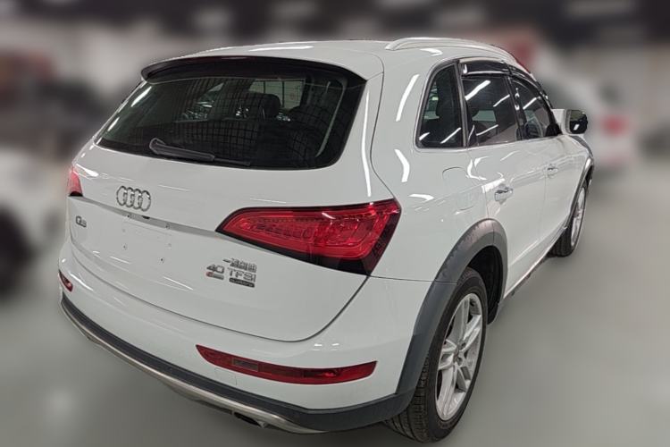 Used Audi Q5 2017 Plus 40 TFSI Technology Model Rear Right 45 Deg