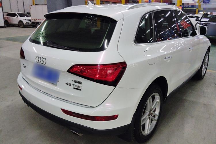 Used Audi Q5 2017 40 TFSI Technology Edition Rear Right 45 Deg