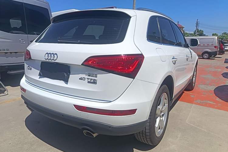 Used Audi Q5 2017 40 TFSI Ambition Edition Rear Right 45 Deg
