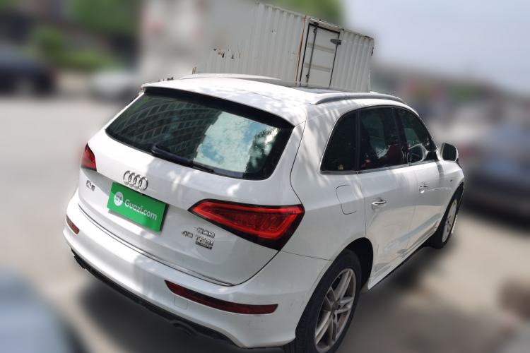 Used Audi Q5 2017 Plus 40 TFSI Ambition Model Rear Right 45 Deg