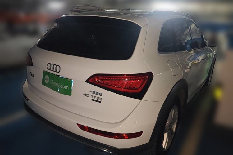 Used Audi Q5 2017 Plus 40 TFSI Technology Model Rear Right 45 Deg