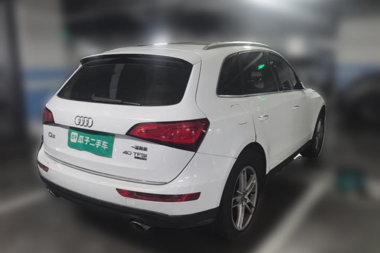 Used Audi Q5 2017 40 TFSI Technology Edition Rear Right 45 Deg