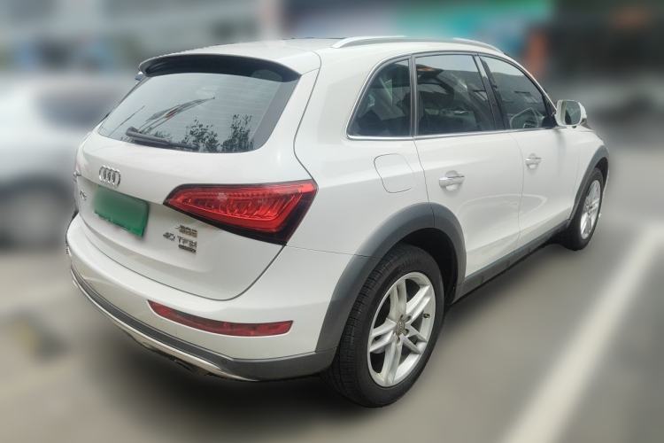 Used Audi Q5 2017 Plus 40 TFSI Technology Model Rear Right 45 Deg