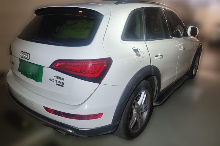 Used Audi Q5 2017 Plus 40 TFSI Technology Model Rear Right 45 Deg