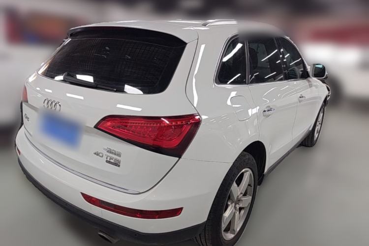 Used Audi Q5 2017 40 TFSI Ambition Edition Rear Right 45 Deg