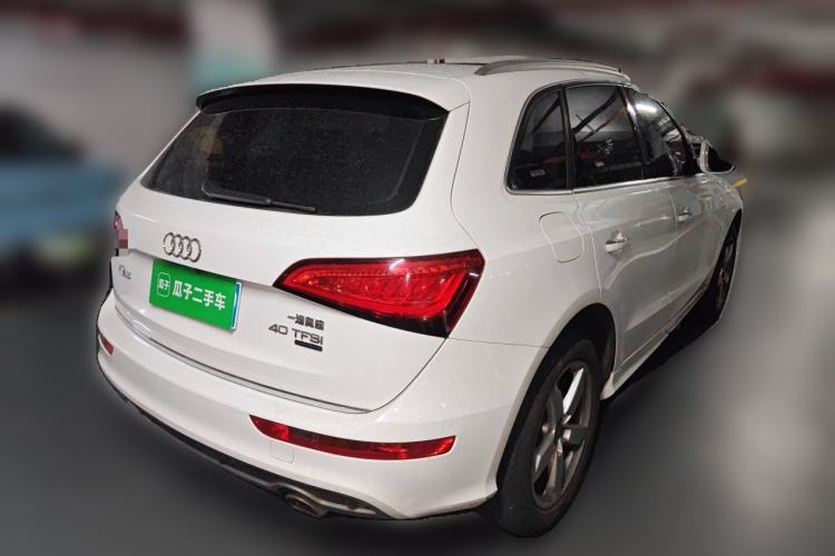 Used Audi Q5 2017 Plus 40 TFSI Ambition Model Rear Right 45 Deg