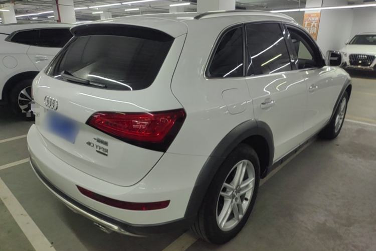 Used Audi Q5 2017 Plus 40 TFSI Technology Model Rear Right 45 Deg