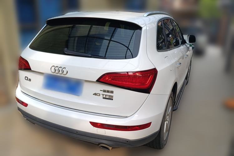 Used Audi Q5 2017 40 TFSI Ambition Edition Rear Right 45 Deg