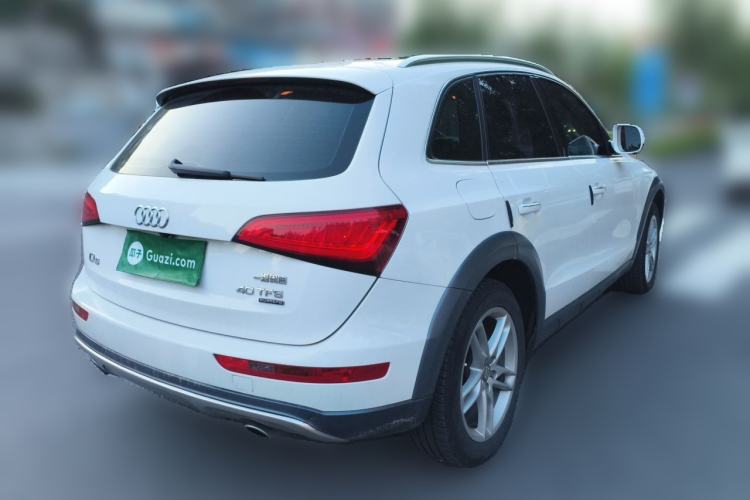 Used Audi Q5 2017 Plus 40 TFSI Technology Model Rear Right 45 Deg