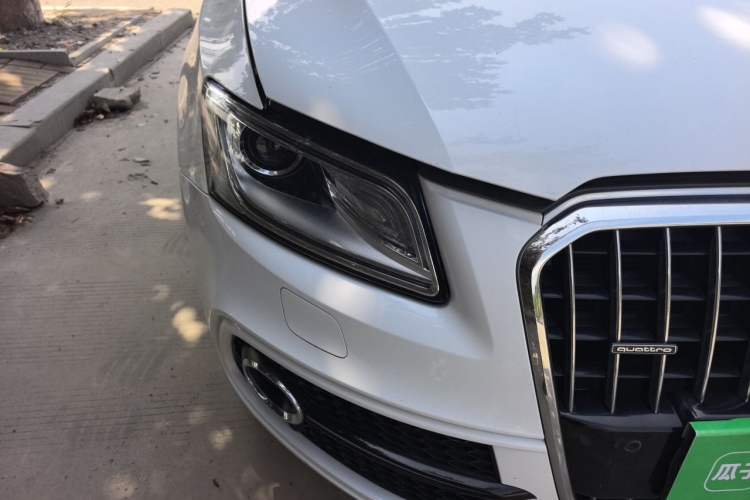 Used Audi Q5 2017 Plus 40 TFSI Ambition Model Right Front Headlight