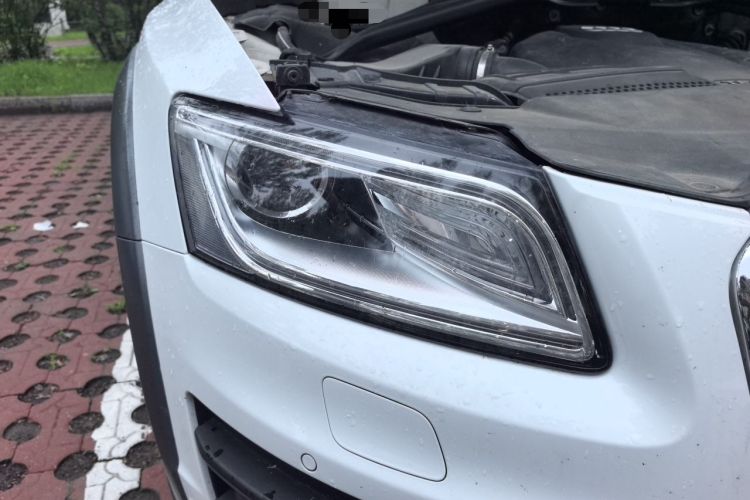 Used Audi Q5 2017 Plus 40 TFSI Technology Model Right Front Headlight