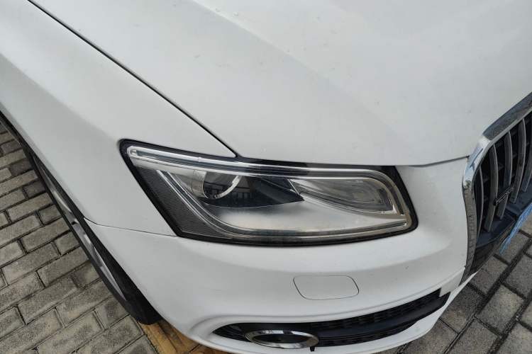 Used Audi Q5 2017 40 TFSI Ambition Edition Right Front Headlight