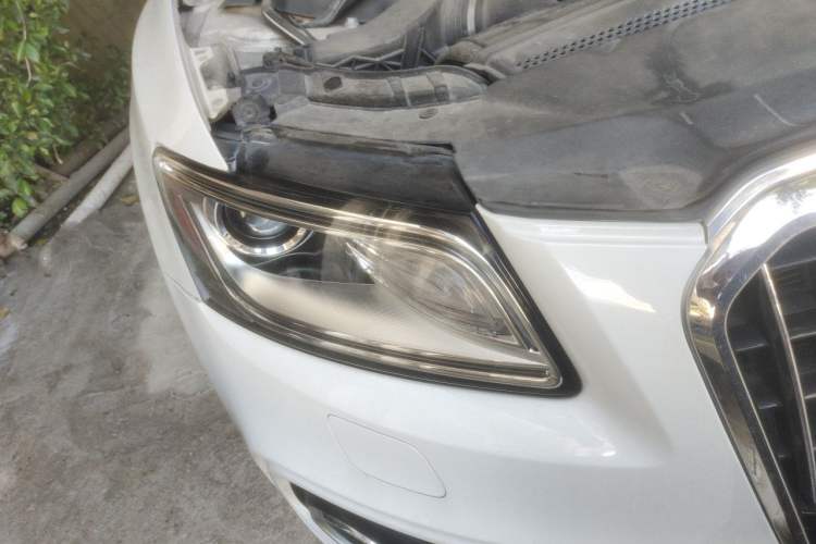 Used Audi Q5 2017 Plus 40 TFSI Ambition Model Right Front Headlight
