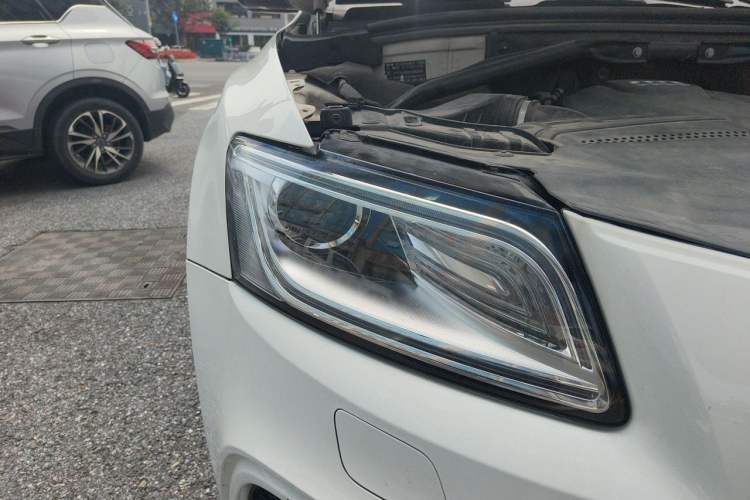 Used Audi Q5 2017 40 TFSI Ambition Edition Right Front Headlight