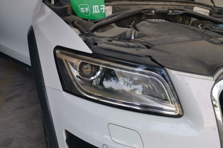 Used Audi Q5 2017 Plus 40 TFSI Technology Model Right Front Headlight