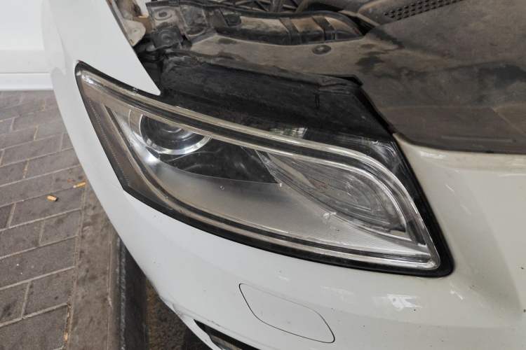Used Audi Q5 2017 Plus 40 TFSI Ambition Model Right Front Headlight