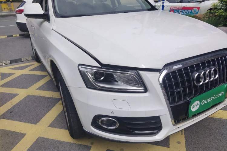 Used Audi Q5 2017 40 TFSI Technology Edition Right Front Headlight