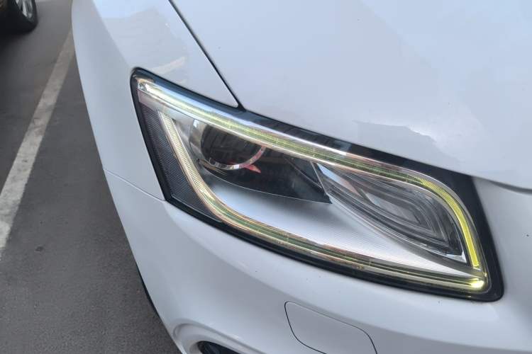 Used Audi Q5 2017 40 TFSI Ambition Edition Right Front Headlight