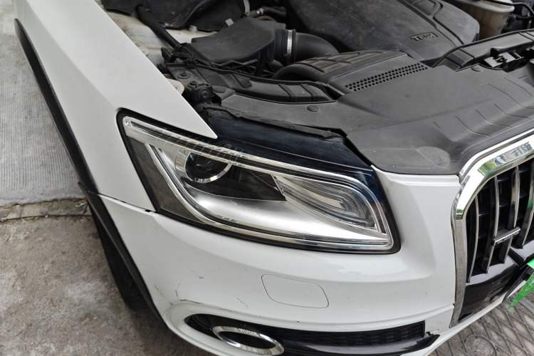 Used Audi Q5 2017 Plus 40 TFSI Ambition Model Right Front Headlight