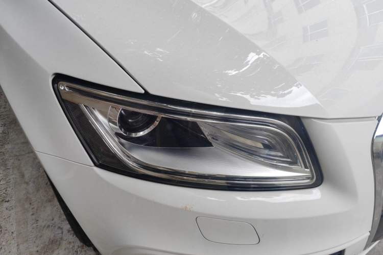 Used Audi Q5 2017 Plus 40 TFSI Ambition Model Right Front Headlight